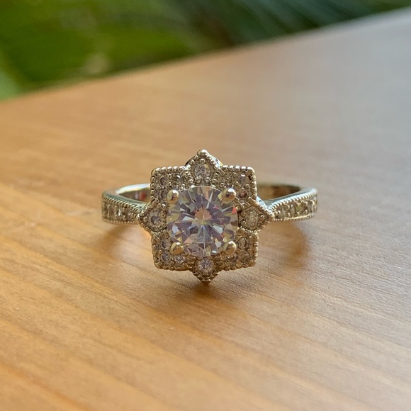 925 Silver Wedding Engagement Ring White Sapphire - Picture 4 of 12